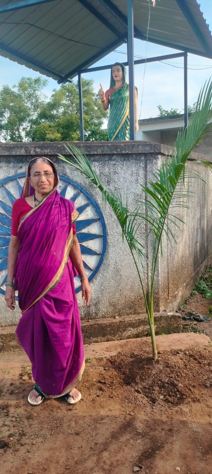 पिढ्यान्पिढ्यांसाठी वृक्षारोपण